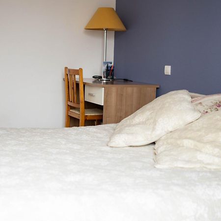 Simplicite Et Calme En Appartement A إسوار المظهر الخارجي الصورة