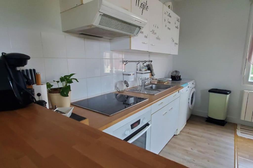Simplicite Et Calme En Appartement A إسوار المظهر الخارجي الصورة
